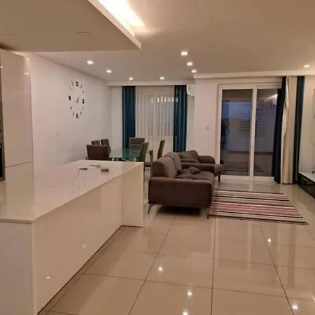 Daire Stunning 3 Bedroom St Julians *